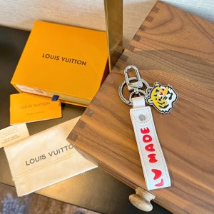 人気 LOUIS VUITTON キーリング チャームツイスト ルイヴィトン モノグラム SALE価格で通販中 送料無料[#case2022090811]