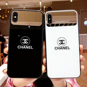 【シャネル】Chanel iPhone 14/14 Plus...