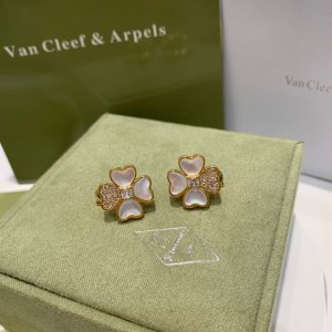 人気 新作 ブランド Van Cleef & Arpels ...