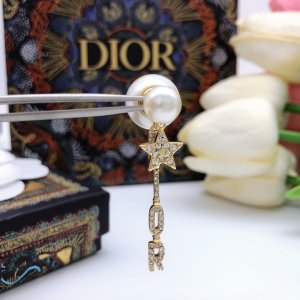 可愛い 新作 ピアス ブランド DIOR / ディオール 人...