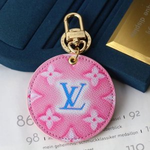 人気 LOUIS VUITTON ケース キーリング LV ...