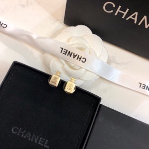 送料無料 新作 ピアス ブランド CHANEL / シャネル 人気 レディース 芸能人愛用 [#earcha30]