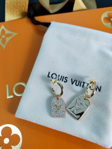 人気 新作 ブランド LOUIS VUITTON / ルイヴィトン ピアス レディース 芸能人愛用 [#lvear0015]