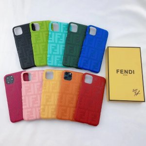 FENDI / フェンディ iPhone 13/13 Pro/13 Pro Max/12mini/12 Pro/12 Pro Max/11/11Pro/XR/XS/XS MAX/8/7 ケース 芸能人愛用[#071413]