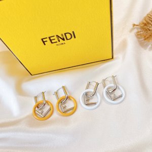 人気 新作 ブランド FENDI / フェンディ ピアス レ...