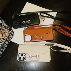 贅沢 ブランド GUCCI iPhone 13/13 Pro...