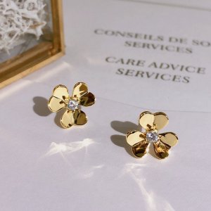 人気 新作 ブランド Van Cleef & Arpels / ヴァンクリーフ&アーペル ピアス レディース 芸能人愛用 [#vcaear0015]