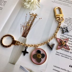 人気 LOUIS VUITTON ケース キーリング チャー...