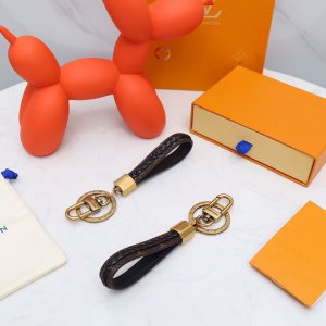 人気 LOUIS VUITTON ケース キーリング チャー...