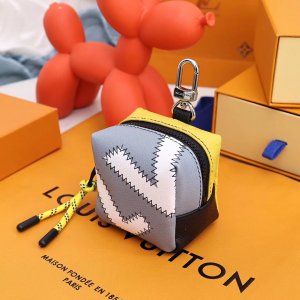 人気 LOUIS VUITTON ケース キーリング チャームツイスト ルイヴィトン モノグラム シグネチャーのデザイン ファッション 送料無料[#case2022081018]