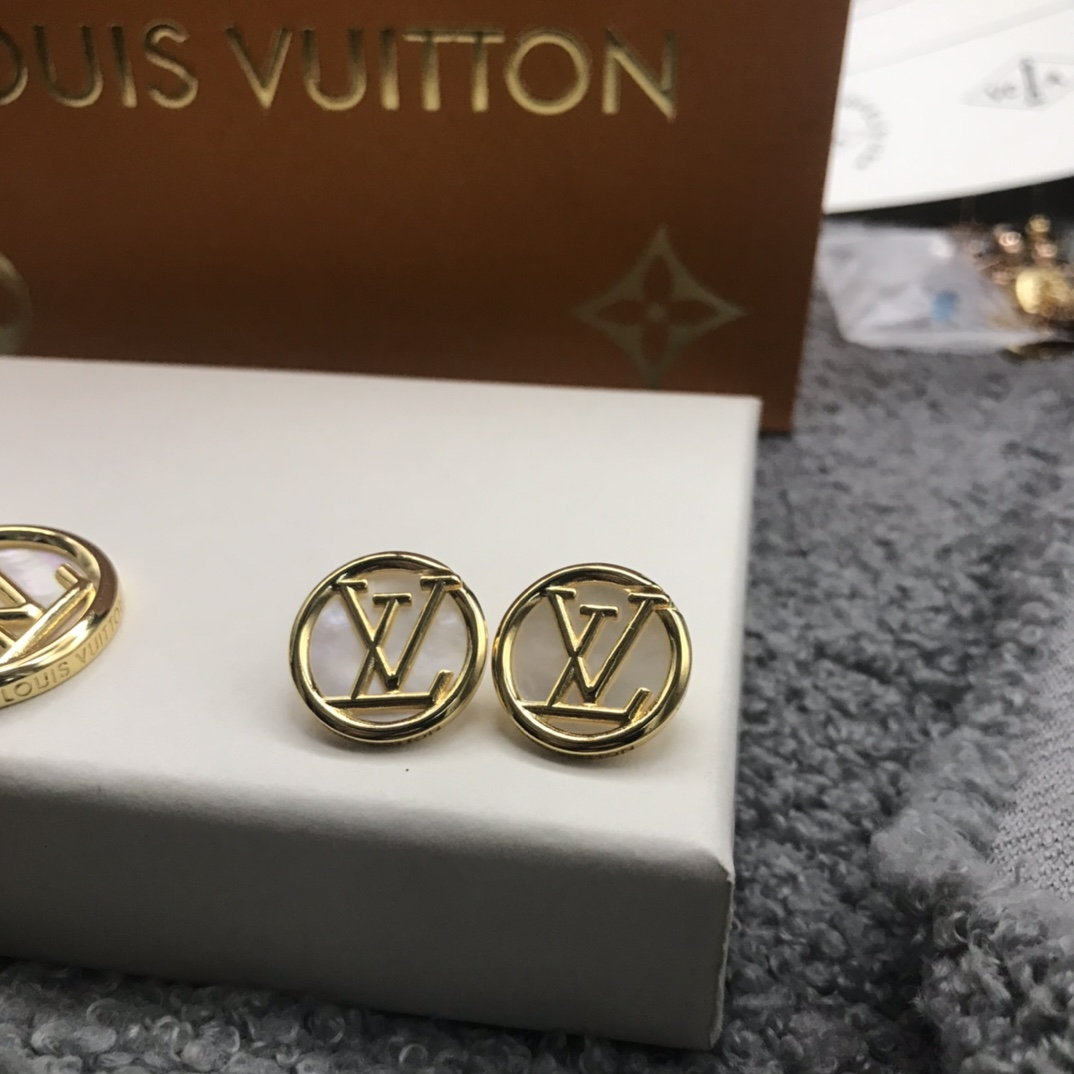 送料無料 新作 ピアス ブランド LOUIS VUITTON...