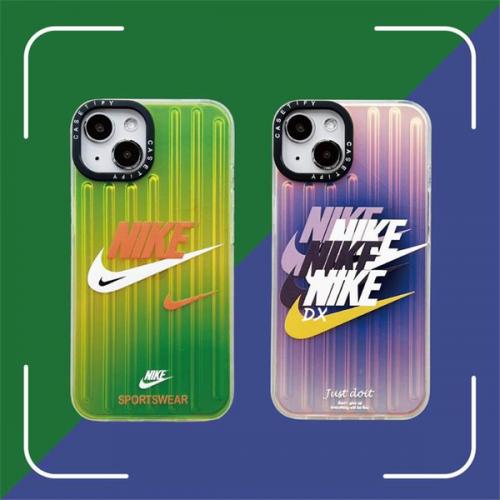 ナイキ iPhone15/14 ケース NIKE ブランド スマホケース スウッシュ IPHONE15PRO/15PRO MAX/15PLUS/IPHONE14PRO/PRO MAX/PLUS/13/13 PRO/13PROMAX 大人気 柄 海外 イラスト ニケIPHONE12/12PRO/12PRO11MAX アイホン ケース 携帯 iphone ケース カバー 11/11PRO/XS/XSMAX おしゃれ かっこいい 可愛い 公式 