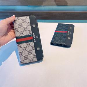 GUCCI iPhone15/14ケース グッチ モノグラム...