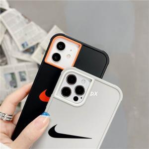 ナイキ iPhone15/14 ケース NIKE 公式 ブラ...