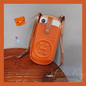 HERMES iPhone 15 スマホケース ハイ ブランド  風 エルメス スマホ 携帯 アイフォン ケース カバー 人気 プリント apple ショルダー ベルト 便利 オレンジ 可愛い エンボス ロゴ