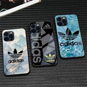 アディダス ブランドiphone15ケース Adidas お...