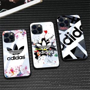 アディダス ブランドiphone15ケース Adidas お...