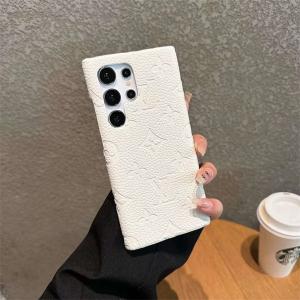 ルイヴィトン LOUIS VUITTON LV iPhone16 PRO MAX 15ケース 高級 モノグラムデザイン 耐衝撃 スタンド機能付き ホワイト/ブルー アイフォンケース ファッション ファッション IPHONE16 PRO MAX14 PRO MAX 15 16ケース ブランド アイフォン15 16ケースファッション