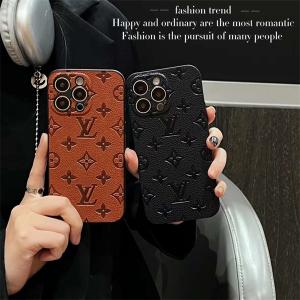 ルイヴィトン Louis Vuitton iPhone 16 PRO MAX 15 PRO MAX アイフォン14 ケース 耐衝撃 エンボス加工 モノグラムデザイン 高級ファッションケース メンズ・レディース ファッション IPHONE16 PRO MAX14 PRO MAX 15 16ケース ブランド アイフォン15 16ケースファッション