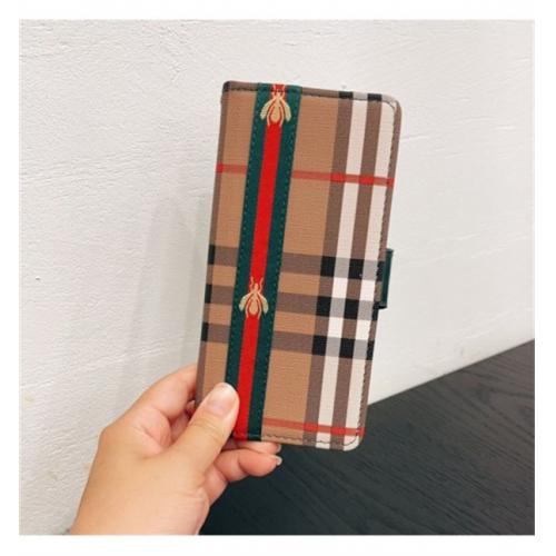 全機種対応 バーバリー Burberry チェック柄＆ビーデザイン 手帳型スマホケース ストライプアクセント付き 高品質 新作 ファッション IPHONE16 PRO MAX14 PRO MAX 15 16ケース ブランド アイフォン15 16ケースファッション