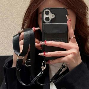 CHROME HEARTS クロムハーツ iPhoneケース iPhone 14/15 Pro Max対応 高級感レザーケース クロスデザイン型押し カード収納ポケット付き 全機種対応 全機種対応 シリーズ対応 人気 高品質 新作 ファッション IPHONE16 PRO MAX14 PRO MAX 15 16ケース ブランド アイフォン15 16ケースファッション 全機種対応